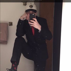 Meet your Posher, Brandon